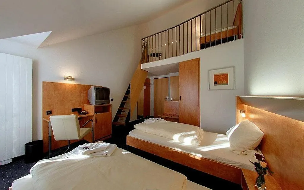 Hotel Gasthof Gross Bergkirchen 3*, Bergkirchen (Bavaria) Germany